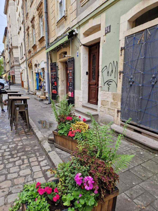 Sweethome Lviv Extérieur photo